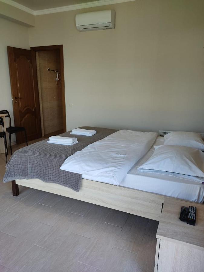 Arsaul Hotel New Athos Exterior foto